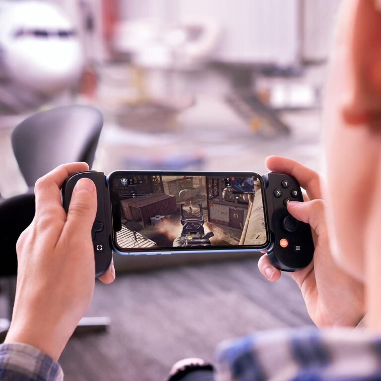 backbone-gaming-controller-for-iphone